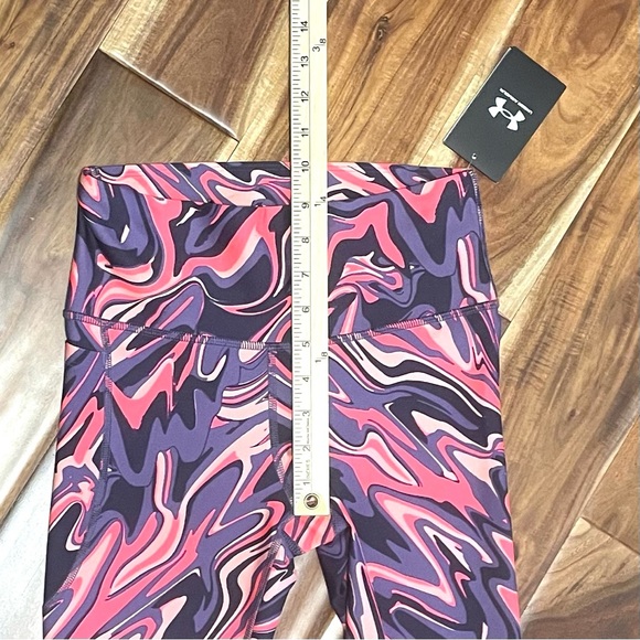 NWT Under Armour AOP Compression Ankle Legging Size Small - Picture 5 of 6